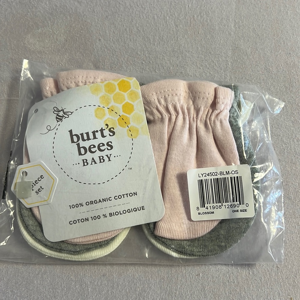 Brand new mittens